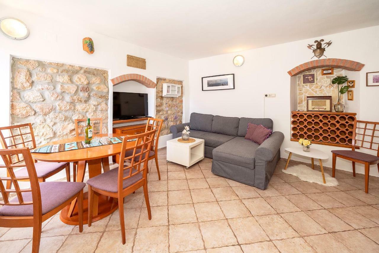 Mediterranean Korina Apartma Baska (Krk)